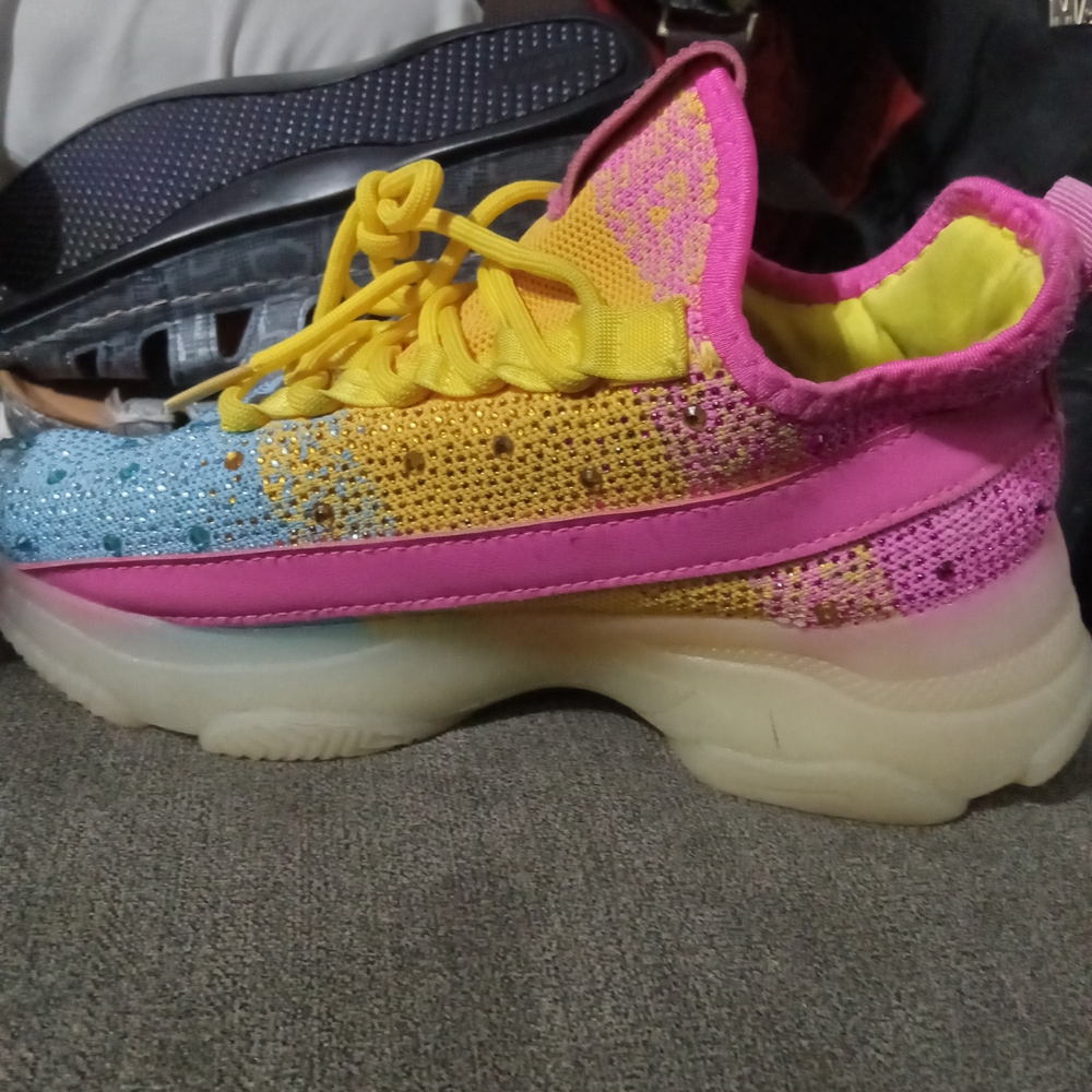 Yoki Multicolor Athletic Shoes